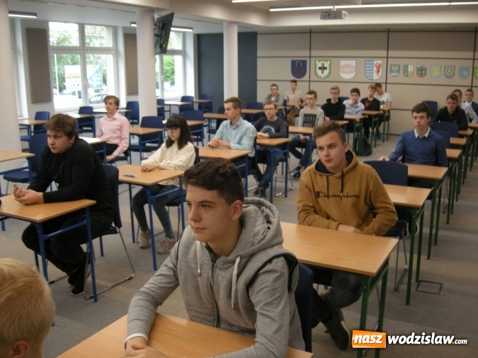 Zdjęcie w galerii na portalu naszwodzislaw.com: Informatyczne potyczki w wodzisławskim ZST za nami wiadomości z regionu