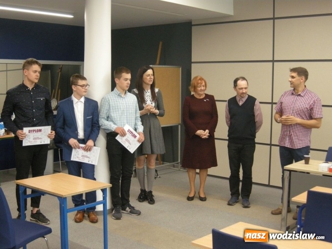 Zdjęcie w galerii na portalu naszwodzislaw.com: Informatyczne potyczki w wodzisławskim ZST za nami wiadomości z regionu