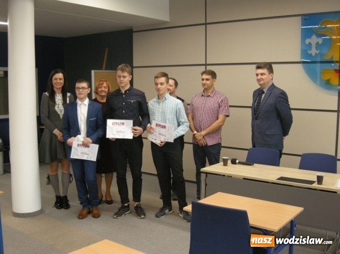 Zdjęcie w galerii na portalu naszwodzislaw.com: Informatyczne potyczki w wodzisławskim ZST za nami wiadomości z regionu