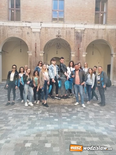 Zdjęcie w galerii na portalu naszwodzislaw.com: Uczniowie rydułtowskiego technikum na praktykach we Włoszech [FOTO] wiadomości z regionu