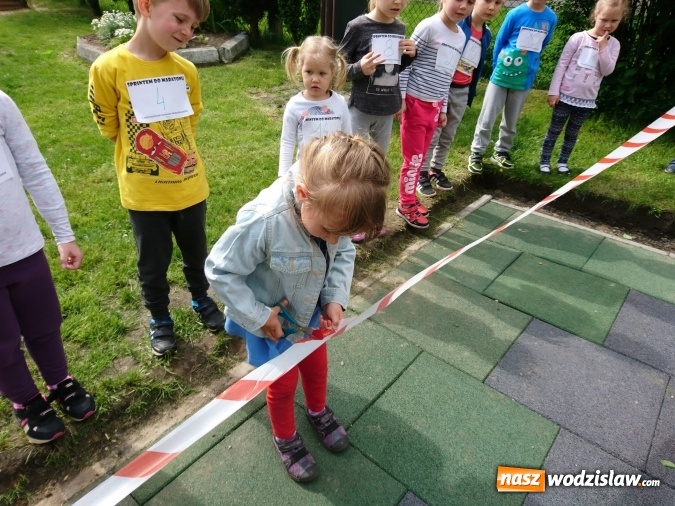 Zdjęcie w galerii na portalu naszwodzislaw.com: Przedszkole w Pszowie bogatsze o boisko wiadomości z regionu