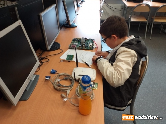 Zdjęcie w galerii na portalu naszwodzislaw.com: II Powiatowy Konkurs Wiedzy Informatyczno-Technicznej za nami [FOTO] wiadomości z regionu