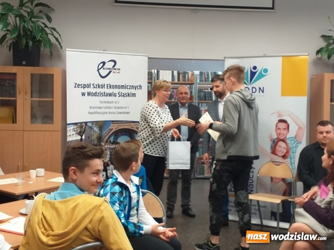 Zdjęcie w galerii na portalu naszwodzislaw.com: II Powiatowy Konkurs Wiedzy Informatyczno-Technicznej za nami [FOTO] wiadomości z regionu