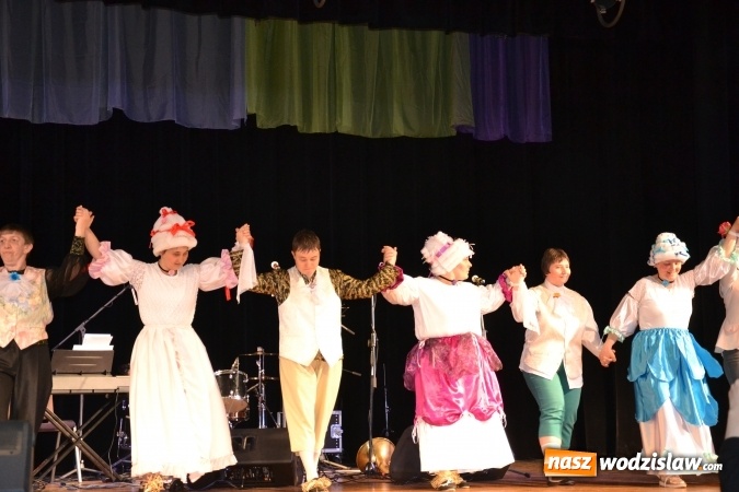 Zdjęcie w galerii na portalu naszwodzislaw.com: Muzyczny most. Kolejny koncert za nami [FOTO] wiadomości z regionu