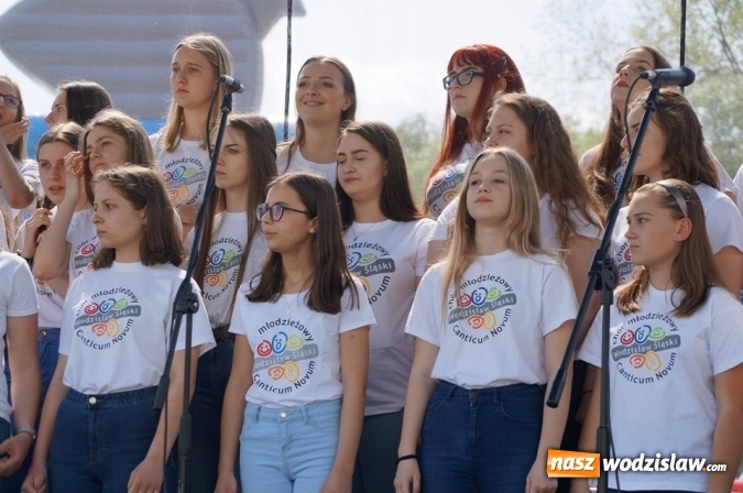 Zdjęcie w galerii na portalu naszwodzislaw.com: Wodzisławski Dzień Matki za nami [FOTO] wiadomości z regionu