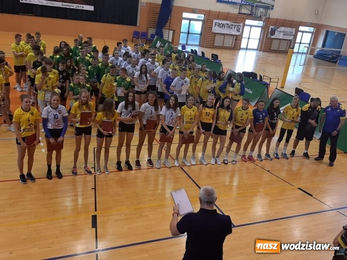 Zdjęcie w galerii na portalu naszwodzislaw.com: Siatkarki wodzisławskiej Zorzy na Turnieju Nadziei Olimpijskich wiadomości z regionu