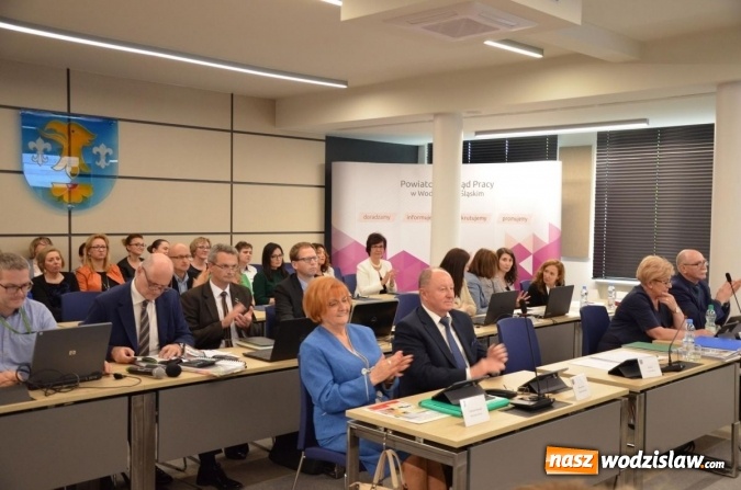 Zdjęcie w galerii na portalu naszwodzislaw.com: Publiczne służby zatrudnienia w Polsce świętują 100 lat [FOTO] wiadomości z regionu