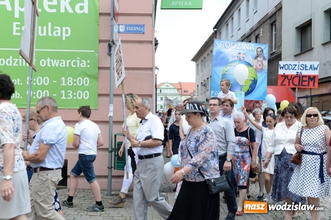 Zdjęcie w galerii na portalu naszwodzislaw.com: Marsz dla Życia i Rodziny przeszedł ulicami Wodzisławia wiadomości z regionu