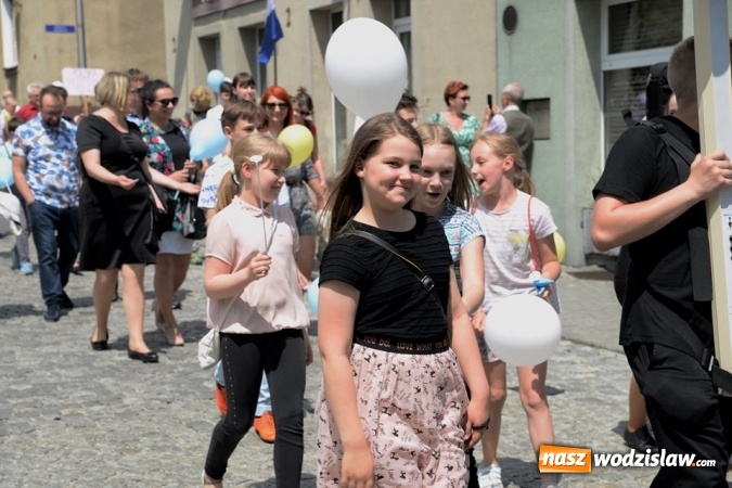Zdjęcie w galerii na portalu naszwodzislaw.com: Marsz dla Życia i Rodziny przeszedł ulicami Wodzisławia wiadomości z regionu