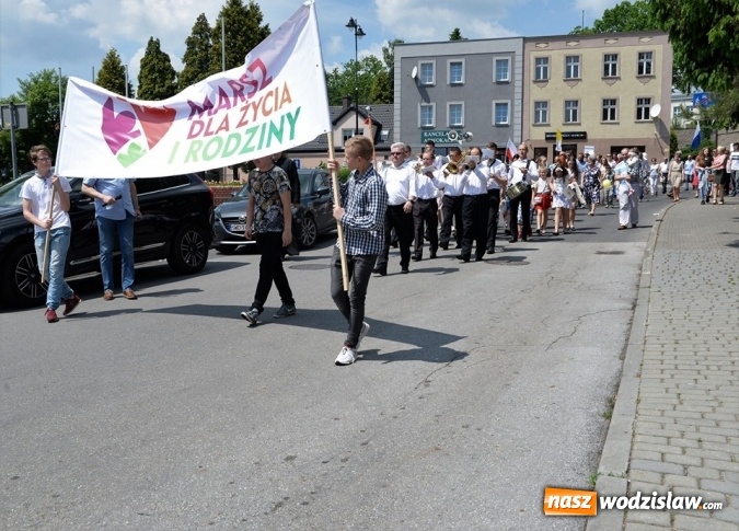 Zdjęcie w galerii na portalu naszwodzislaw.com: Marsz dla Życia i Rodziny przeszedł ulicami Wodzisławia wiadomości z regionu