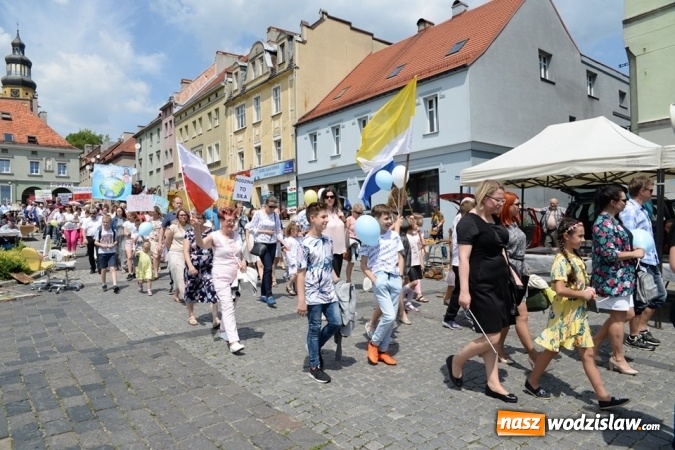 Zdjęcie w galerii na portalu naszwodzislaw.com: Marsz dla Życia i Rodziny przeszedł ulicami Wodzisławia wiadomości z regionu