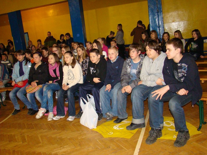 Zdjęcie w galerii na portalu naszwodzislaw.com: Nocne spotkanie ze światem Tolkiena wiadomości z regionu