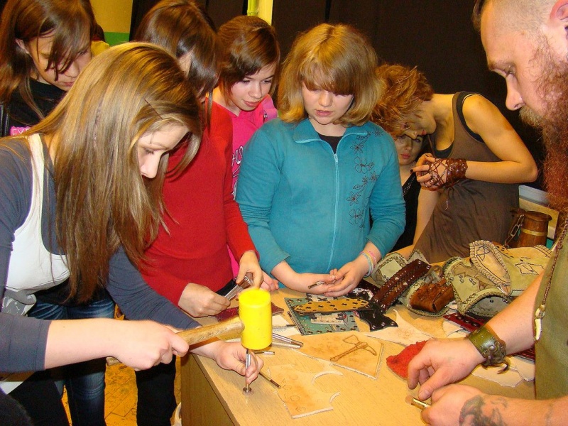 Zdjęcie w galerii na portalu naszwodzislaw.com: Nocne spotkanie ze światem Tolkiena wiadomości z regionu