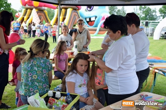 Zdjęcie w galerii na portalu naszwodzislaw.com: Udany Dzień Dziecka z GOKiR Mszana i mega dmuchańcami [FOTO] wiadomości z regionu