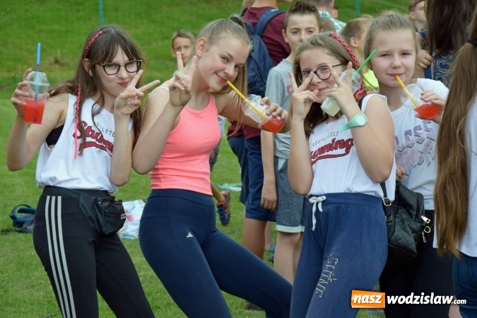 Zdjęcie w galerii na portalu naszwodzislaw.com: Udany Dzień Dziecka z GOKiR Mszana i mega dmuchańcami [FOTO] wiadomości z regionu