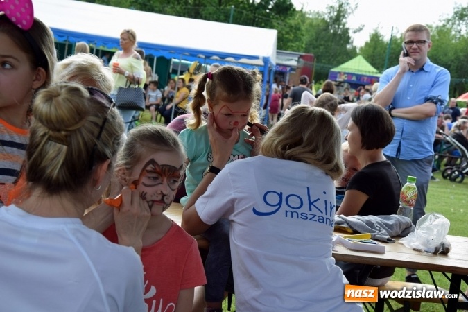 Zdjęcie w galerii na portalu naszwodzislaw.com: Udany Dzień Dziecka z GOKiR Mszana i mega dmuchańcami [FOTO] wiadomości z regionu