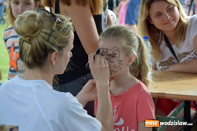 Zdjęcie w galerii na portalu naszwodzislaw.com: Udany Dzień Dziecka z GOKiR Mszana i mega dmuchańcami [FOTO] wiadomości z regionu