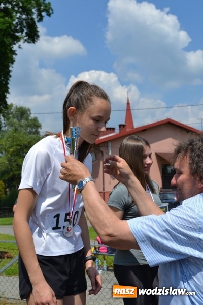 Zdjęcie w galerii na portalu naszwodzislaw.com: W Godowie walczyli o Czekoladowe Kolce [FOTO] wiadomości z regionu