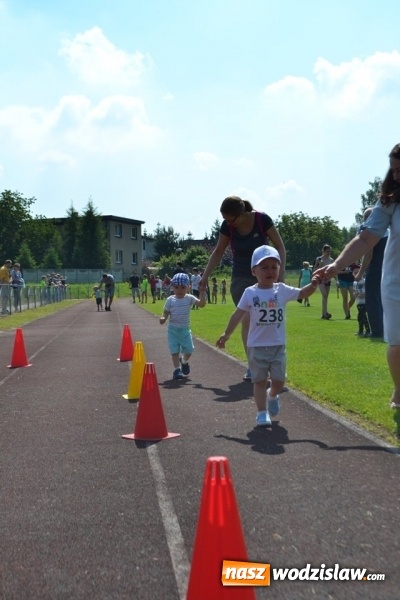 Zdjęcie w galerii na portalu naszwodzislaw.com: W Godowie walczyli o Czekoladowe Kolce [FOTO] wiadomości z regionu