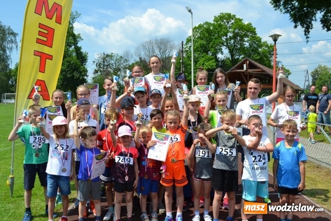 Zdjęcie w galerii na portalu naszwodzislaw.com: W Godowie walczyli o Czekoladowe Kolce [FOTO] wiadomości z regionu