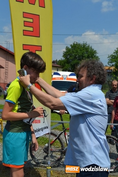 Zdjęcie w galerii na portalu naszwodzislaw.com: W Godowie walczyli o Czekoladowe Kolce [FOTO] wiadomości z regionu