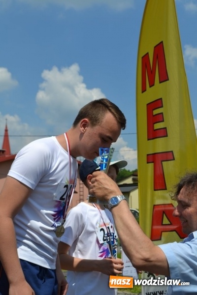Zdjęcie w galerii na portalu naszwodzislaw.com: W Godowie walczyli o Czekoladowe Kolce [FOTO] wiadomości z regionu