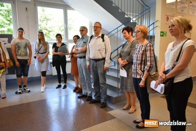 Zdjęcie w galerii na portalu naszwodzislaw.com: Przedsiębiorczość zaczyna się w szkole. VI Szkolne Forum Przedsiębiorczości w wodzisławskim Ekonomiku [FOTO] wiadomości z regionu