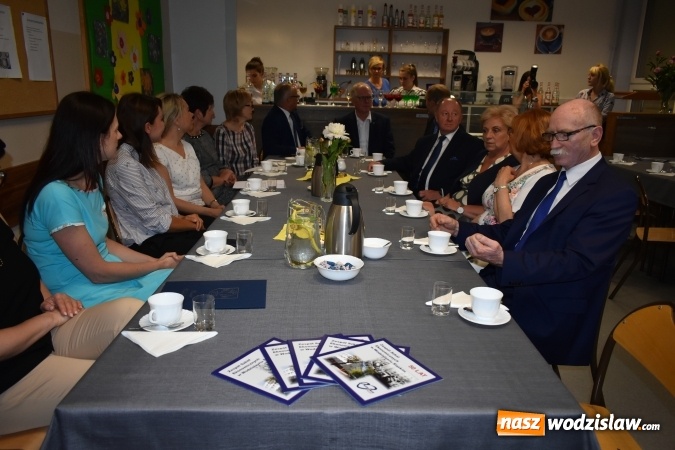 Zdjęcie w galerii na portalu naszwodzislaw.com: Przedsiębiorczość zaczyna się w szkole. VI Szkolne Forum Przedsiębiorczości w wodzisławskim Ekonomiku [FOTO] wiadomości z regionu