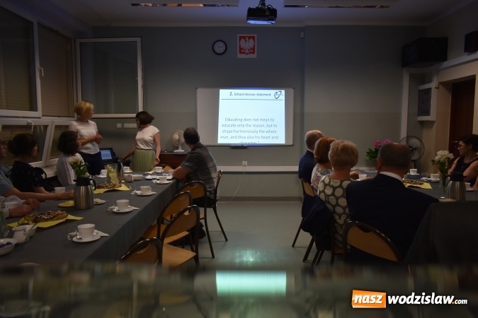 Zdjęcie w galerii na portalu naszwodzislaw.com: Przedsiębiorczość zaczyna się w szkole. VI Szkolne Forum Przedsiębiorczości w wodzisławskim Ekonomiku [FOTO] wiadomości z regionu