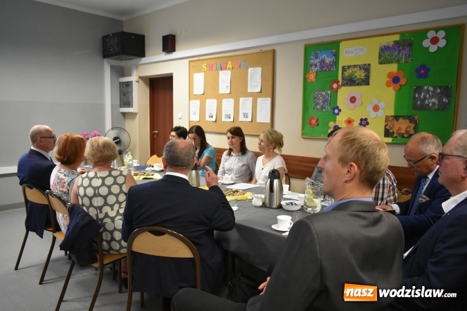 Zdjęcie w galerii na portalu naszwodzislaw.com: Przedsiębiorczość zaczyna się w szkole. VI Szkolne Forum Przedsiębiorczości w wodzisławskim Ekonomiku [FOTO] wiadomości z regionu