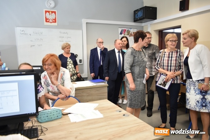 Zdjęcie w galerii na portalu naszwodzislaw.com: Przedsiębiorczość zaczyna się w szkole. VI Szkolne Forum Przedsiębiorczości w wodzisławskim Ekonomiku [FOTO] wiadomości z regionu