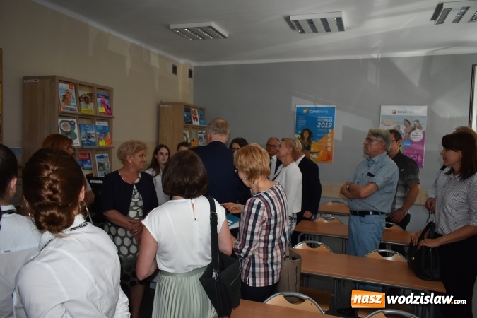 Zdjęcie w galerii na portalu naszwodzislaw.com: Przedsiębiorczość zaczyna się w szkole. VI Szkolne Forum Przedsiębiorczości w wodzisławskim Ekonomiku [FOTO] wiadomości z regionu