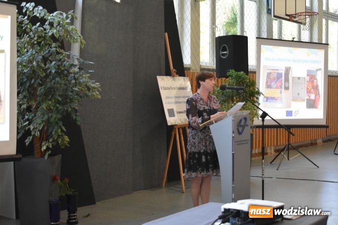 Zdjęcie w galerii na portalu naszwodzislaw.com: Przedsiębiorczość zaczyna się w szkole. VI Szkolne Forum Przedsiębiorczości w wodzisławskim Ekonomiku [FOTO] wiadomości z regionu