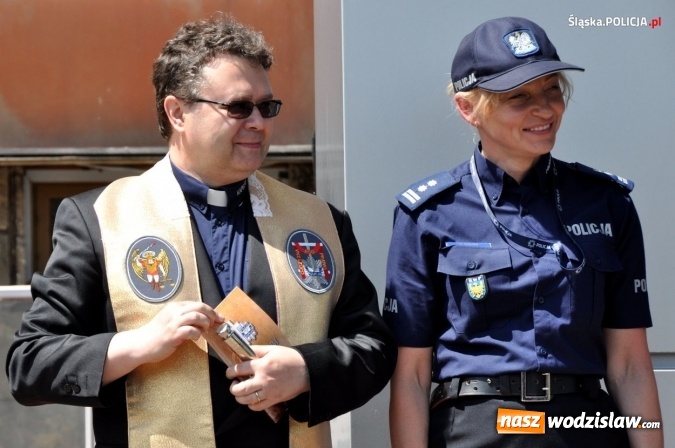 Zdjęcie w galerii na portalu naszwodzislaw.com: 54 hybrydy zasiliły flotę Śląskiej Policji [FOTO] wiadomości z regionu