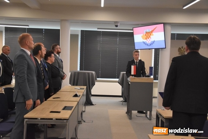 Zdjęcie w galerii na portalu naszwodzislaw.com: Pamiątkowy mural na piętnastą rocznicę wstąpienia Polski do UE [FOTO i WIDEO] wiadomości z regionu