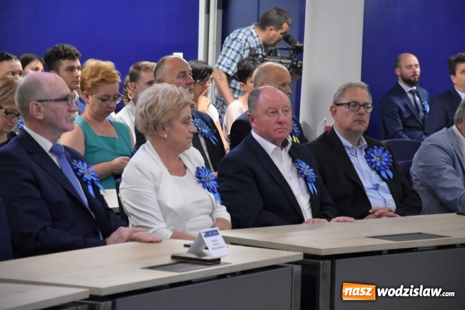 Zdjęcie w galerii na portalu naszwodzislaw.com: Pamiątkowy mural na piętnastą rocznicę wstąpienia Polski do UE [FOTO i WIDEO] wiadomości z regionu