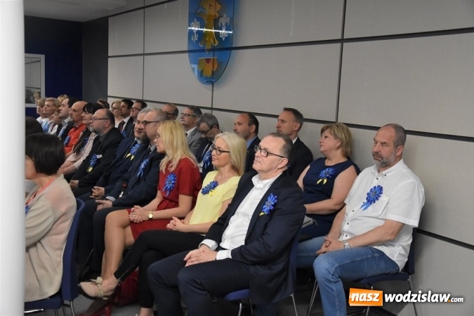Zdjęcie w galerii na portalu naszwodzislaw.com: Pamiątkowy mural na piętnastą rocznicę wstąpienia Polski do UE [FOTO i WIDEO] wiadomości z regionu