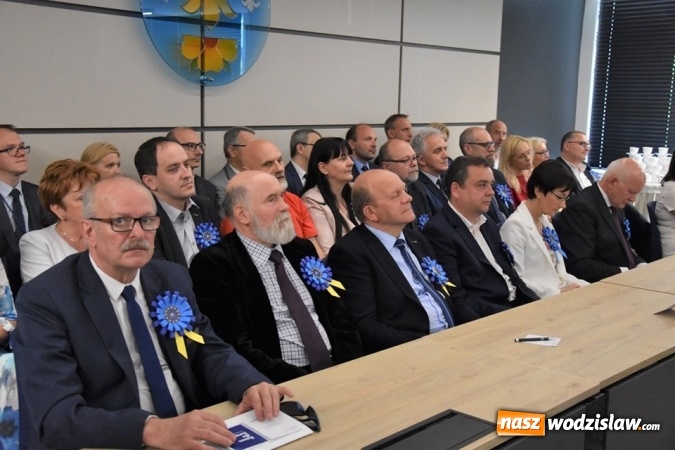 Zdjęcie w galerii na portalu naszwodzislaw.com: Pamiątkowy mural na piętnastą rocznicę wstąpienia Polski do UE [FOTO i WIDEO] wiadomości z regionu