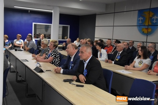 Zdjęcie w galerii na portalu naszwodzislaw.com: Pamiątkowy mural na piętnastą rocznicę wstąpienia Polski do UE [FOTO i WIDEO] wiadomości z regionu