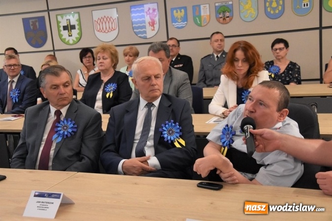 Zdjęcie w galerii na portalu naszwodzislaw.com: Pamiątkowy mural na piętnastą rocznicę wstąpienia Polski do UE [FOTO i WIDEO] wiadomości z regionu