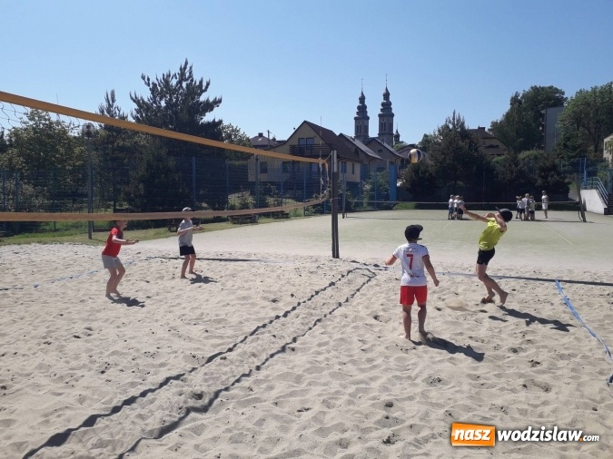 Zdjęcie w galerii na portalu naszwodzislaw.com: Siatkarze do lat 11 rywalizowali o Grand Prix Starosty Wodzisławskiego wiadomości z regionu