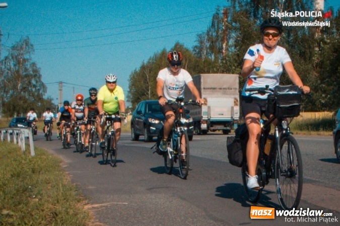 Zdjęcie w galerii na portalu naszwodzislaw.com: Sto kilometrów na stulecie Polskiej Policji wiadomości z regionu