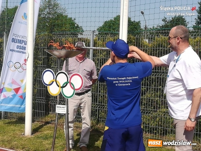 Zdjęcie w galerii na portalu naszwodzislaw.com: Wodzisławscy policjanci na Olimpiadzie Osób Niepełnosprawnych wiadomości z regionu