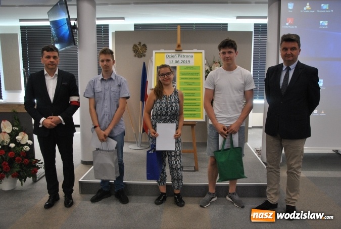 Zdjęcie w galerii na portalu naszwodzislaw.com: Święto Patrona w wodzisławskim ZST wiadomości z regionu