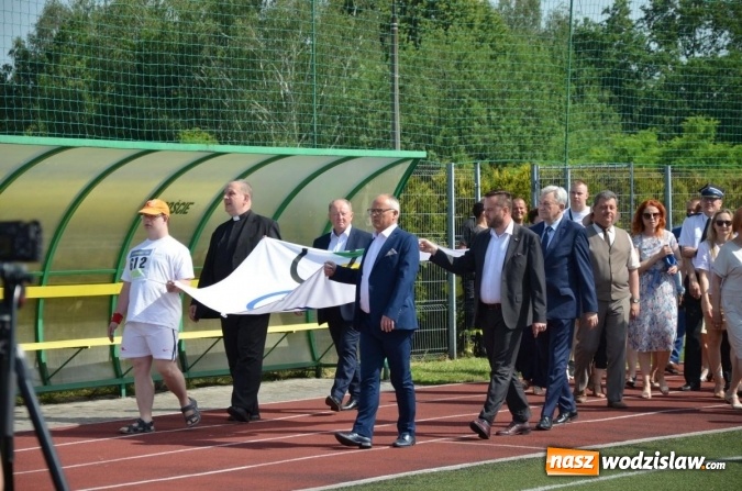 Zdjęcie w galerii na portalu naszwodzislaw.com: Przeżyjmy to jeszcze raz. Relacja filmowa z Powiatowej Olimpiady Osób Niepełnosprawnych wiadomości z regionu