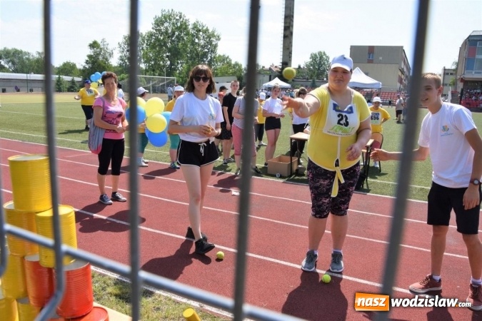 Zdjęcie w galerii na portalu naszwodzislaw.com: Przeżyjmy to jeszcze raz. Relacja filmowa z Powiatowej Olimpiady Osób Niepełnosprawnych wiadomości z regionu