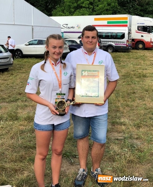 Zdjęcie w galerii na portalu naszwodzislaw.com: Kucharze z wodzisławskiego Ekonomika ze Złotym durszlakiem wiadomości z regionu