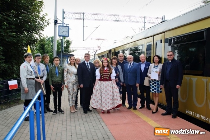 Zdjęcie w galerii na portalu naszwodzislaw.com: Pociągiem do sanktuarium w Gidlach. Pielgrzymka z Olzy  wiadomości z regionu