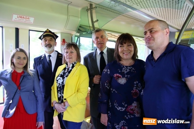 Zdjęcie w galerii na portalu naszwodzislaw.com: Pociągiem do sanktuarium w Gidlach. Pielgrzymka z Olzy  wiadomości z regionu