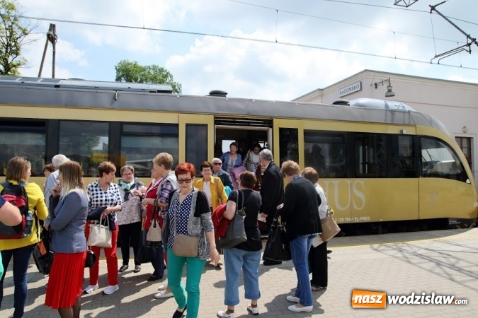 Zdjęcie w galerii na portalu naszwodzislaw.com: Pociągiem do sanktuarium w Gidlach. Pielgrzymka z Olzy  wiadomości z regionu